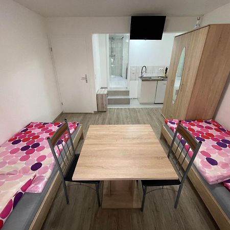 Hotel Op De Eck Niederkassel Ngoại thất bức ảnh