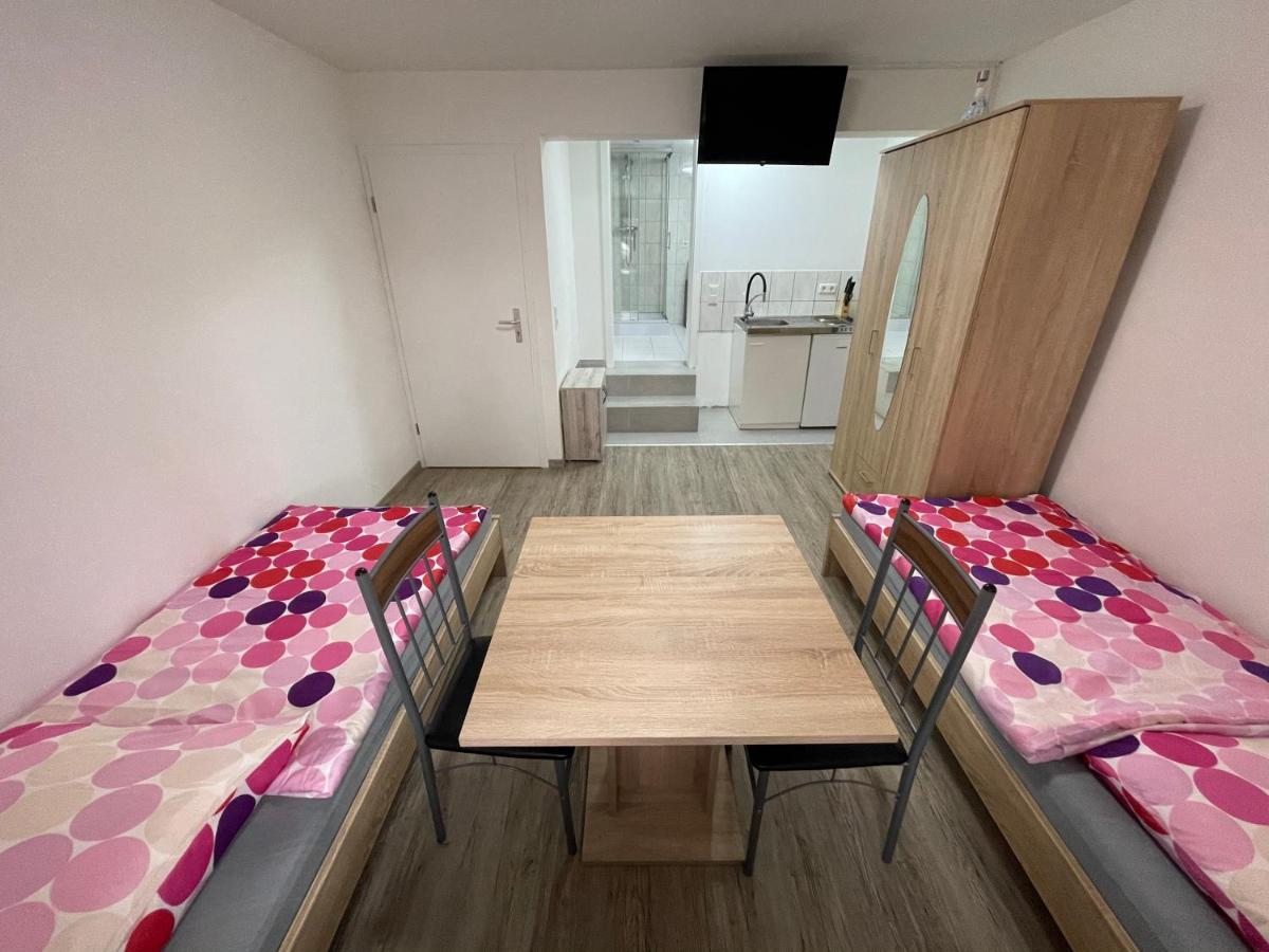 Hotel Op De Eck Niederkassel Ngoại thất bức ảnh